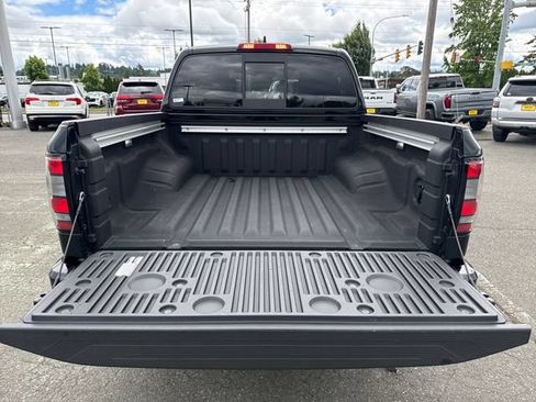 Used 2022 Nissan Frontier PRO-4X w/ Pro-4X Premium Package AWD/4WD image 12
