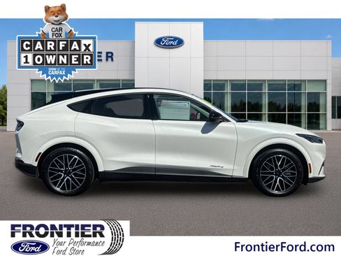 Used 2025 Ford Mustang Mach-E Premium RWD image 4