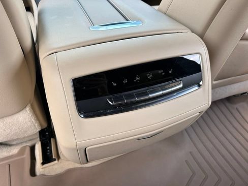 Used 2022 Cadillac Escalade Premium Luxury w/ Performance Package AWD/4WD image 44
