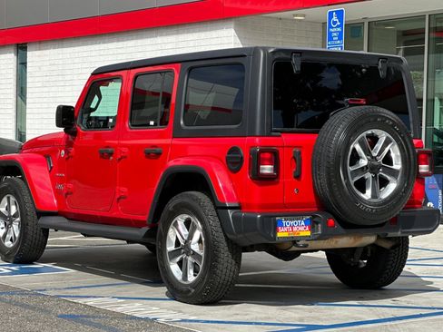 Used 2020 Jeep Wrangler Unlimited Sahara AWD/4WD image 6