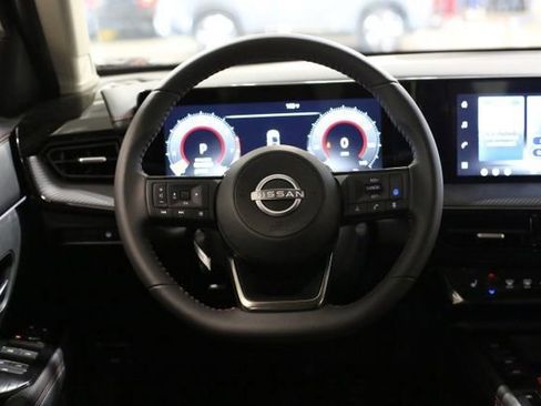 New 2026 Nissan Kicks SR w/ Cold Weather Package AWD/4WD image 17