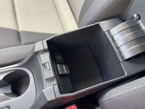 Used 2025 Toyota Corolla LE FWD image 25