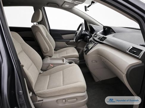 Used 2017 Honda Odyssey EX image 11