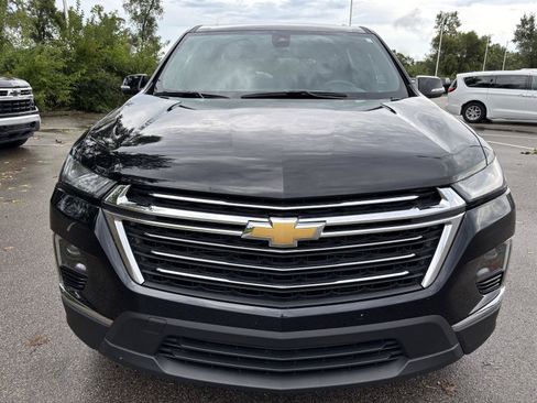 Used 2023 Chevrolet Traverse LT AWD/4WD image 6