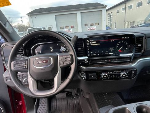 Used 2024 GMC Sierra 2500 SLE w/ SLE Value Package; image 35