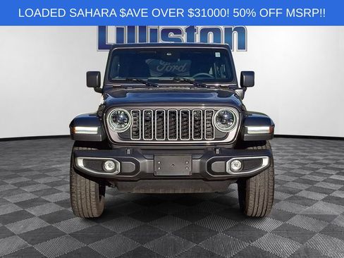 Used 2025 Jeep Wrangler Unlimited Sahara w/ Safety Group AWD/4WD image 2
