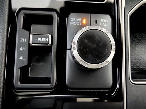 Used 2022 Toyota Tundra Limited image 33