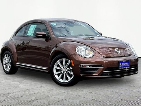 Used 2017 Volkswagen Beetle 1.8T SEL FWD image 1
