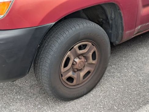 Used 2005 Toyota Tacoma 2WD Regular Cab image 6