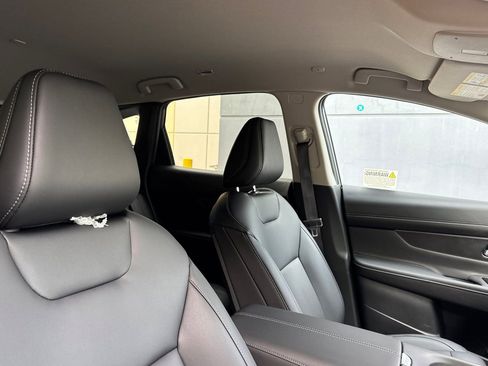 New 2025 Nissan Murano SV w/ Cargo Package image 14