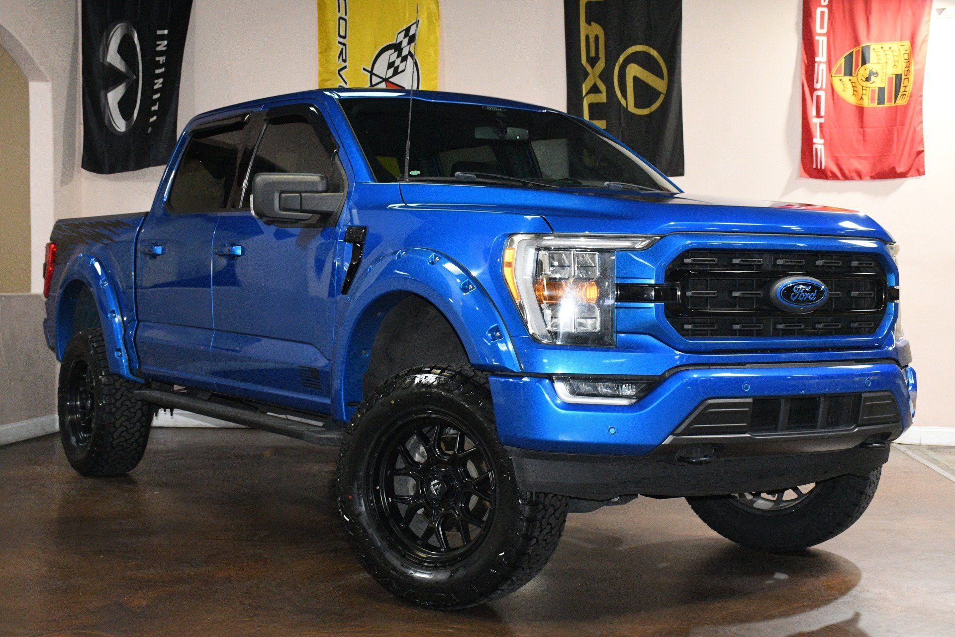 Used 2021 Ford F150 XLT w/ Equipment Group 302A High AWD/4WD image 3