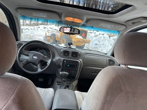 Used 2007 Chevrolet TrailBlazer LS image 25