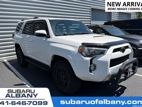 Used 2017 Toyota 4Runner TRD Off-Road Premium AWD/4WD image 1