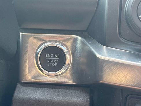 Used 2024 Ford F250 King Ranch AWD/4WD image 22