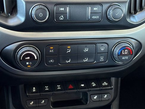 Used 2022 Chevrolet Colorado ZR2 w/ Colorado ZR2 Bison Edition image 29