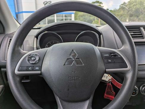 Used 2024 Mitsubishi Outlander Sport ES AWD/4WD image 19
