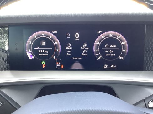 New 2026 Volkswagen Tiguan SE FWD image 20