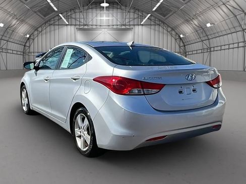 Used 2013 Hyundai Elantra GLS FWD image 3