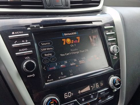 Used 2023 Nissan Murano SV AWD/4WD image 18