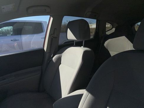 Used 2015 Nissan Rogue S w/ Convenience Package image 29