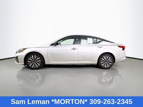 Used 2024 Nissan Altima 2.5 SV image 4