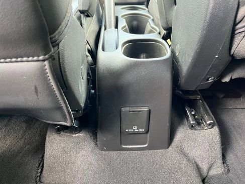 Used 2017 Chevrolet Trax LT w/ Driver Confidence Package AWD/4WD image 23