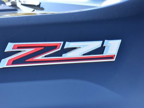 Used 2024 Chevrolet Silverado 2500 LT image 13