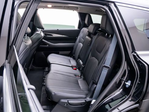 New 2026 INFINITI QX60 Luxe w/ Cargo Package image 16