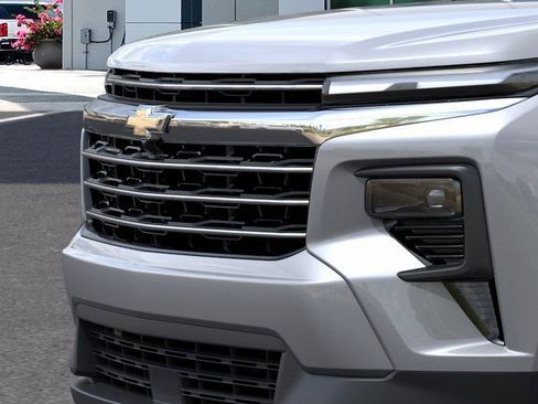 New 2026 Chevrolet Traverse LT FWD image 25