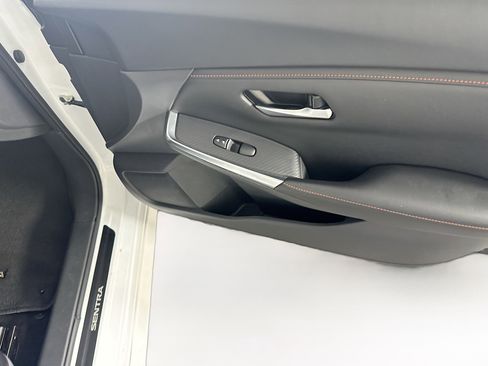 Used 2024 Nissan Sentra SR image 29