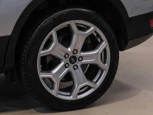 Used 2019 Ford Escape Titanium AWD/4WD image 53