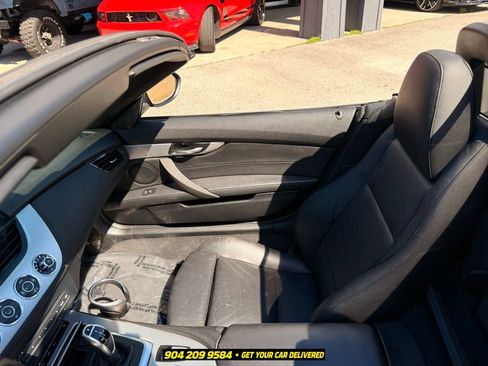 Used 2016 BMW Z4 sDrive35i RWD image 24