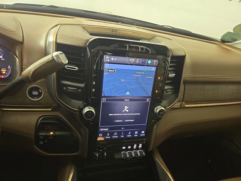 Certified 2024 RAM 2500 Limited image 24