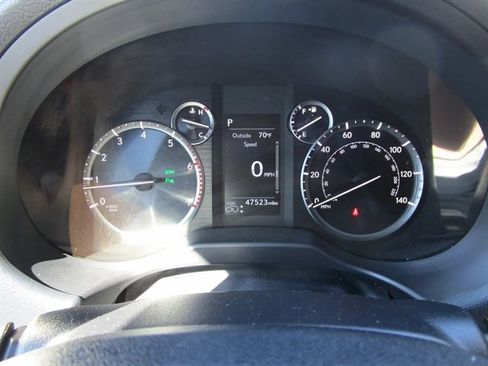 Used 2021 Lexus GX 460 Luxury w/ Off Road Package image 23