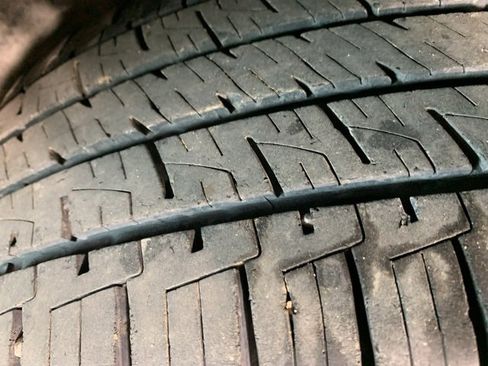 Used 2018 Buick Enclave Premium w/ Experience Buick Package image 43