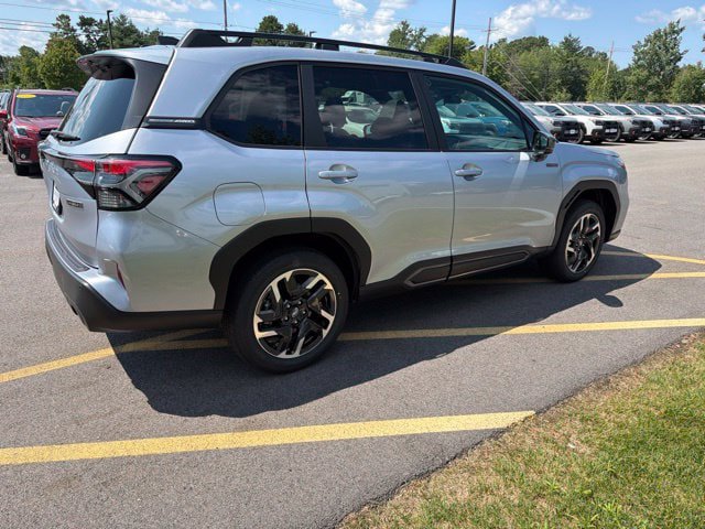 New 2026 Subaru Forester Touring AWD/4WD image 5