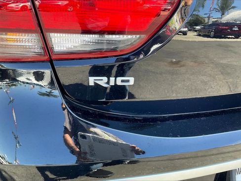 Used 2022 Kia Rio LX image 8