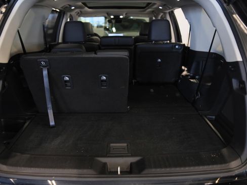 Used 2025 Honda Pilot Elite image 7