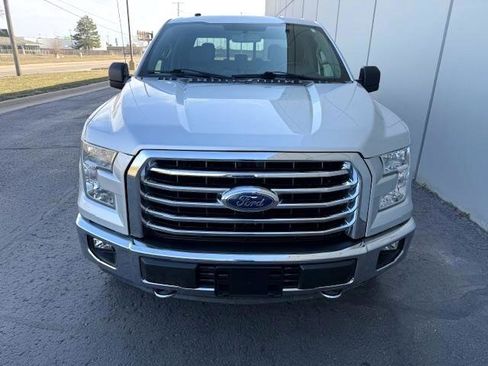 Used 2017 Ford F150 XLT w/ Equipment Group 302A Luxury image 5