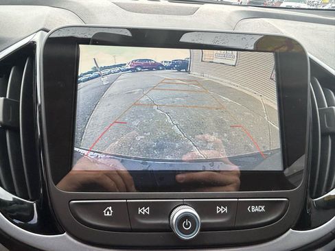 Used 2018 Chevrolet Volt LT w/ Comfort Package FWD image 23