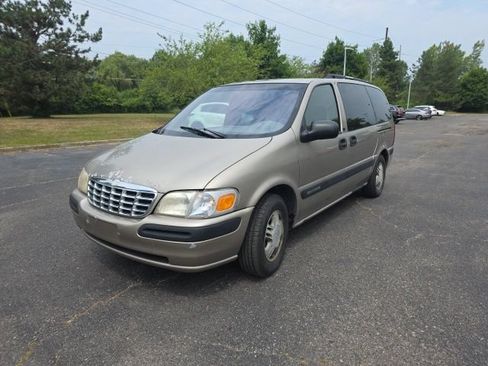 Used 2000 Chevrolet Venture LS FWD image 3