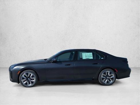 New 2026 BMW 740i RWD image 5