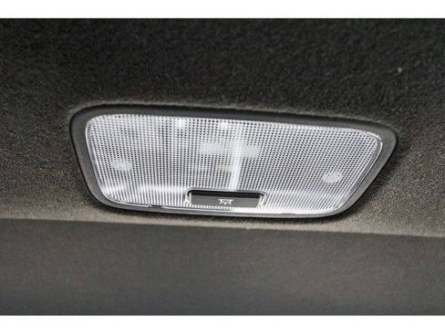 Used 2024 Hyundai Elantra Limited image 16