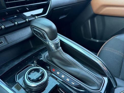 Used 2023 GMC Canyon AT4 image 35