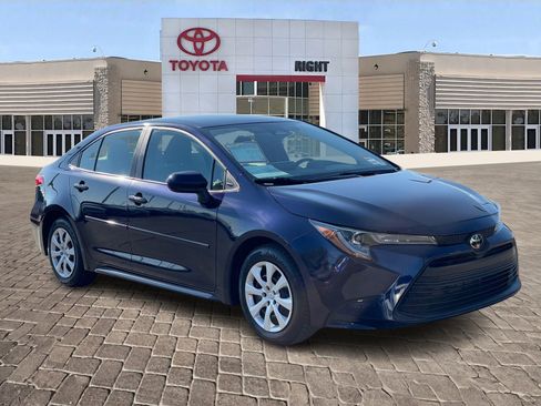 Certified 2025 Toyota Corolla LE image 9