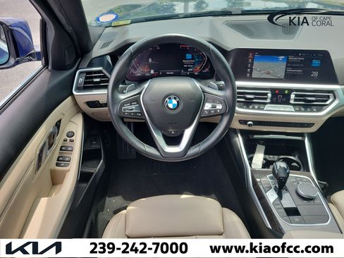 Used 2021 BMW 330i Sedan w/ Convenience Package RWD image 16