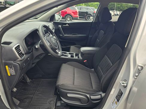 Used 2017 Kia Sportage LX FWD image 11