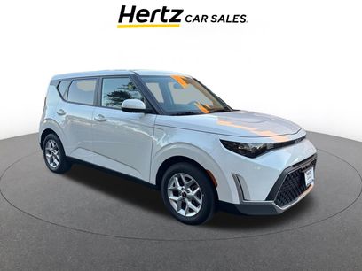 Used 2025 Kia Soul LX w/ LX Technology Package