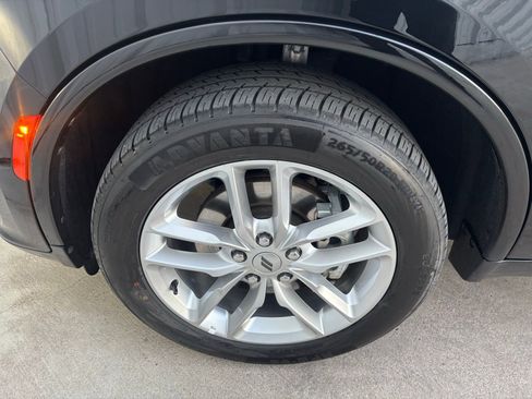 Used 2024 Dodge Durango GT image 11
