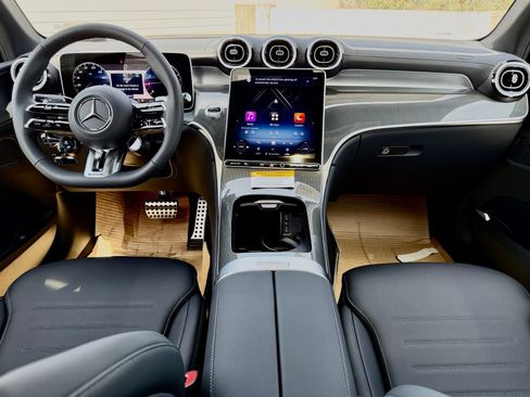 New 2026 Mercedes-Benz GLC 43 AMG 4MATIC image 33